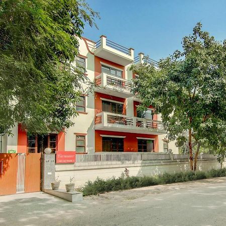 Treebo Iffco Chowk Gurgaon Exterior foto