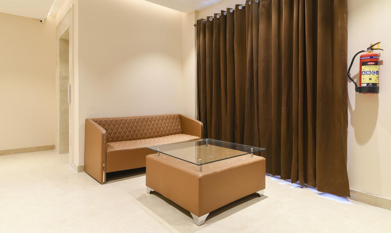 Treebo Iffco Chowk Gurgaon Exterior foto