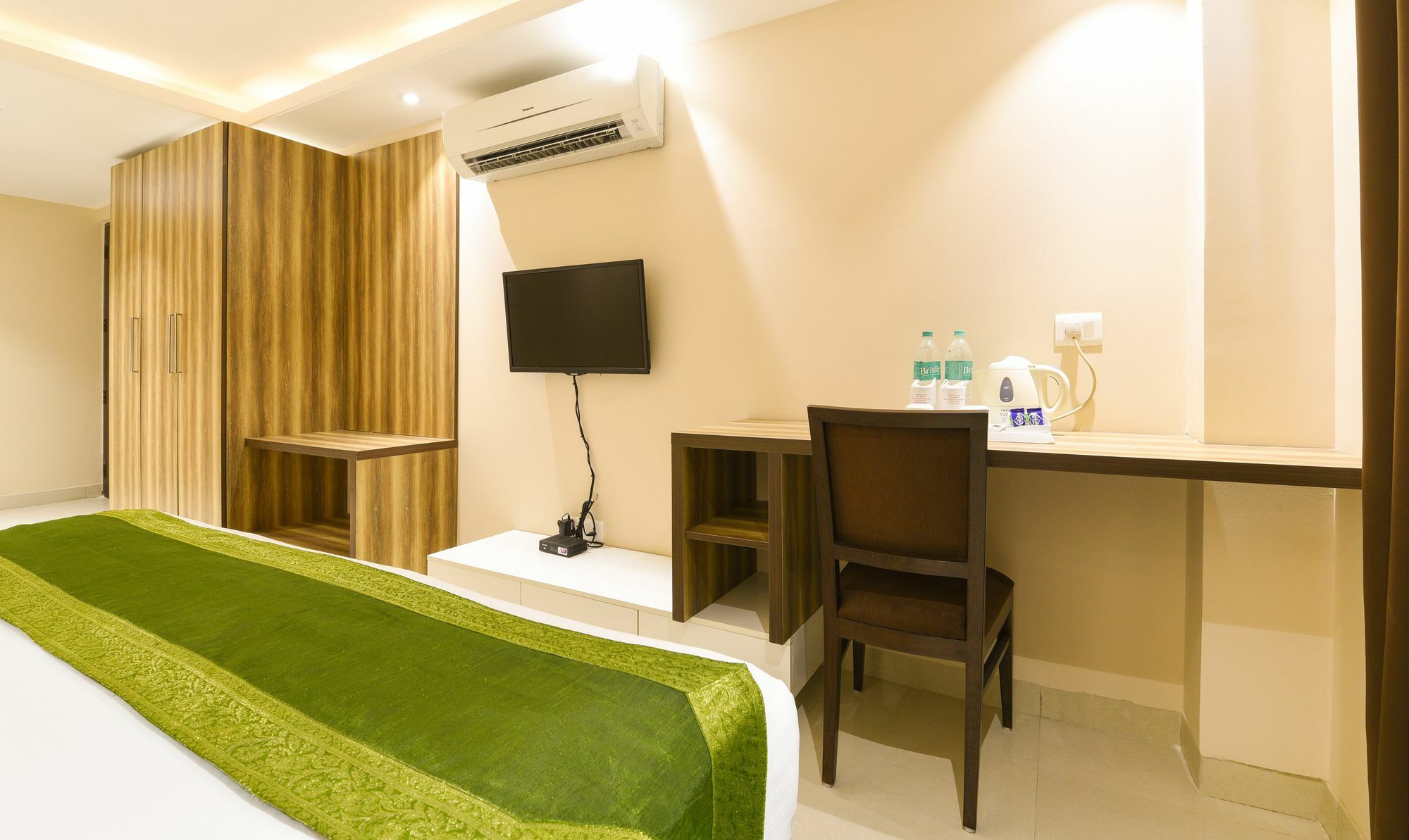 Treebo Iffco Chowk Gurgaon Exterior foto