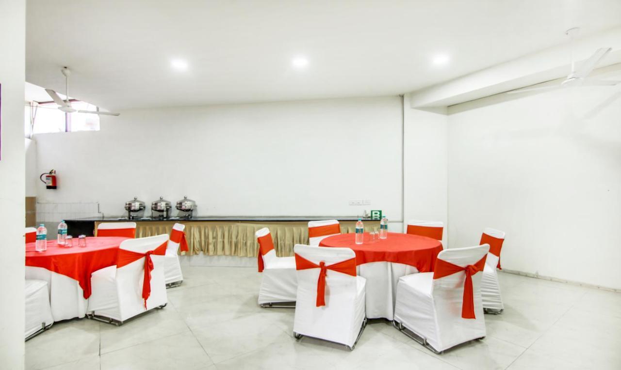Treebo Iffco Chowk Gurgaon Exterior foto